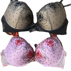 Victoria's Secret Women's Push Up Bras 34b Two Pair